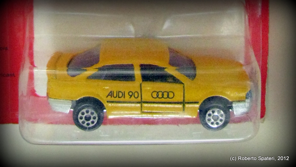 Majorette Audi 90 (n.239)